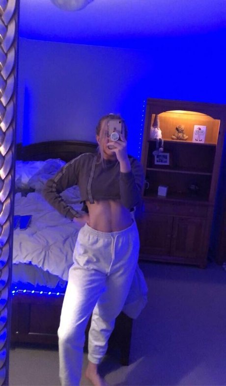 kateszn high quality model pic