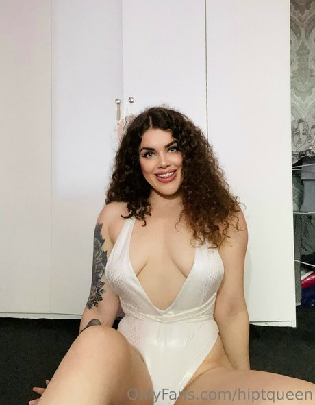 hiptqueen exclusive star photo