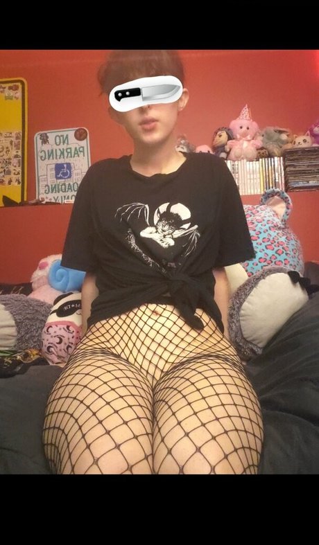 xxcandypupxx model nude pic