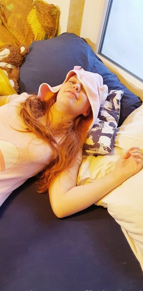 thecutestuffedanimal pornographic model img