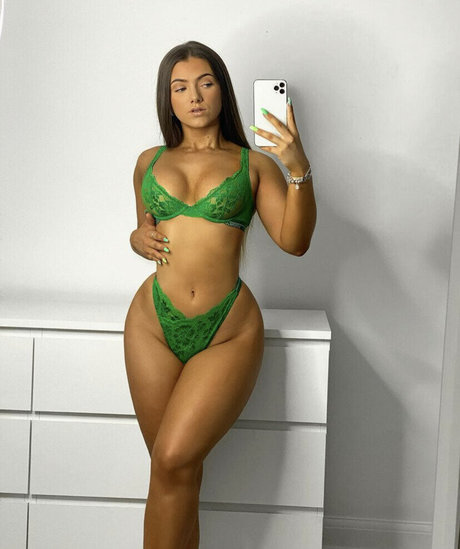 Chase Taomi model best picture