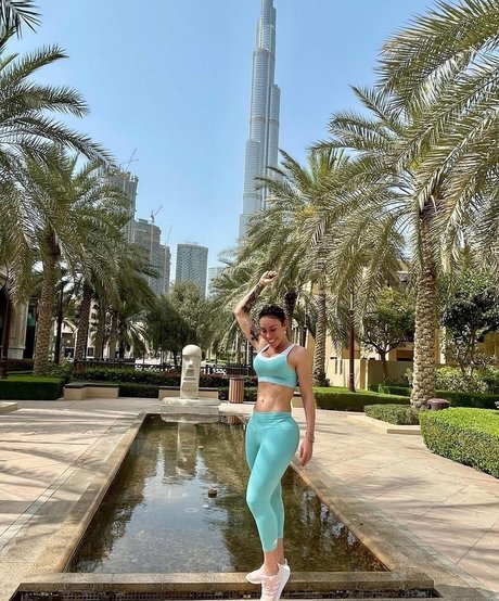 JeSuisBabi free model picture