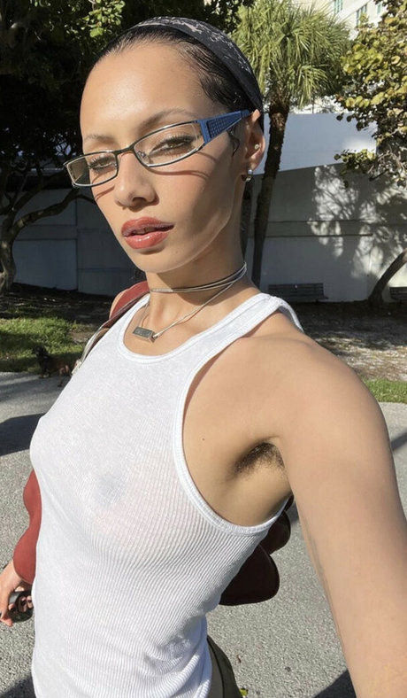 Jazelle Zanaughtti model best pictures