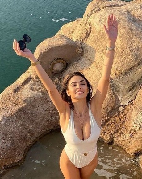 Cecilia Capriotti naked model images