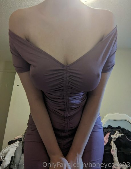 honeycake93 star exclusive photo