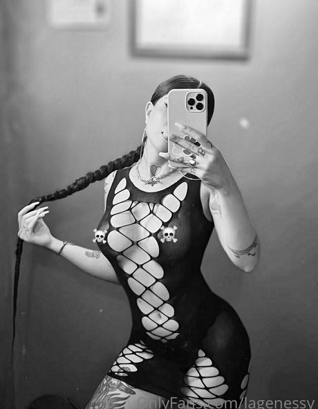 Genessy sexy actress galleries