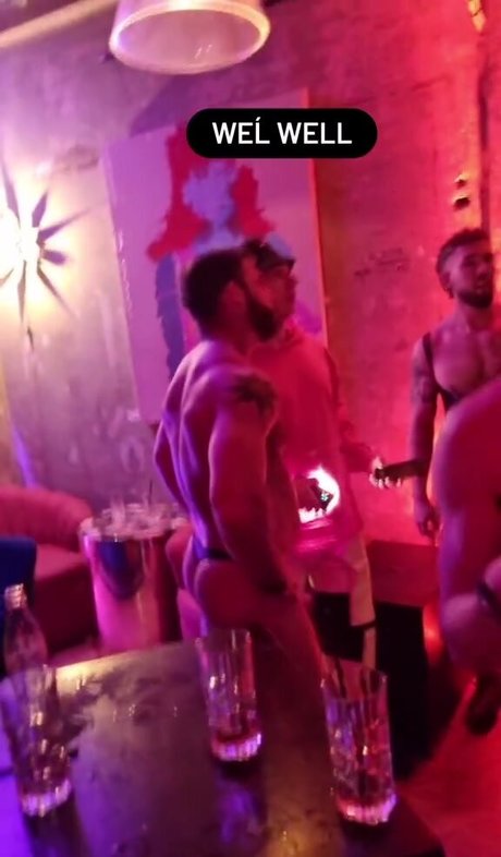 nataliewells5427 star top pic