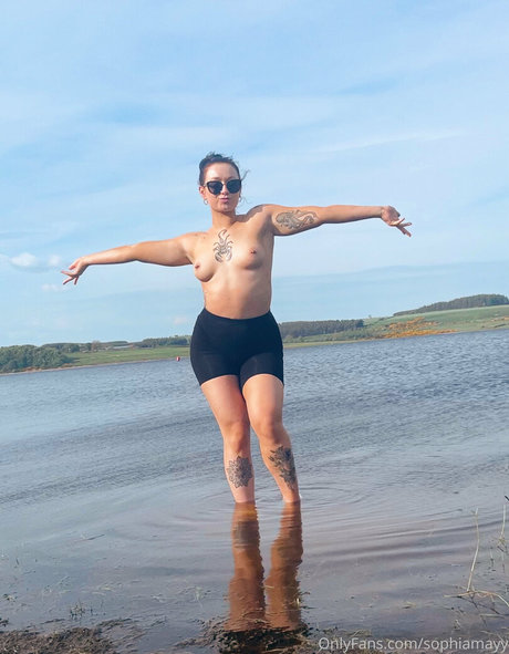 sophiamayy naked star image