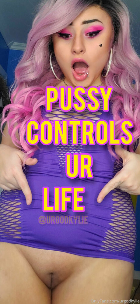 urpawgkylie xxx model archive