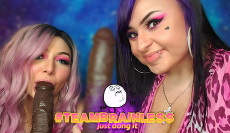 urpawgkylie porn star pictures