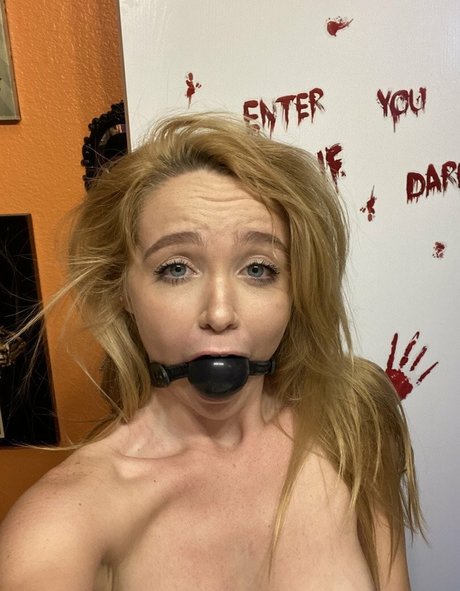 Nikole Nash model nice image