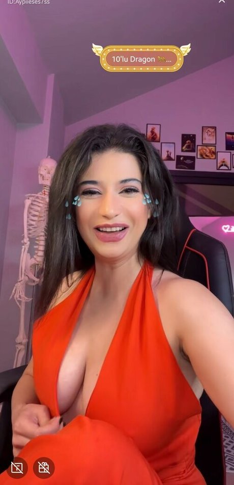 AyparsSss pornstar pretty photo