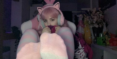 Ganyux model sexy images