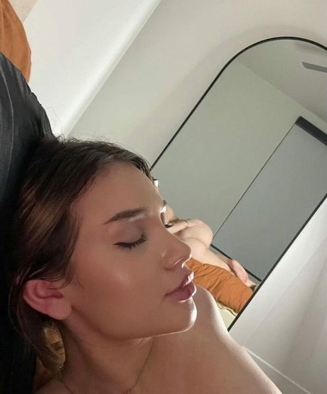 Valeria Vidal hot model pictures