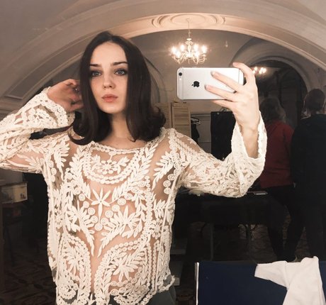 Anna Kotova high quality actress images
