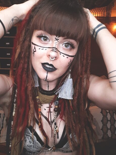 Olivia Jarden FREE best star pictures