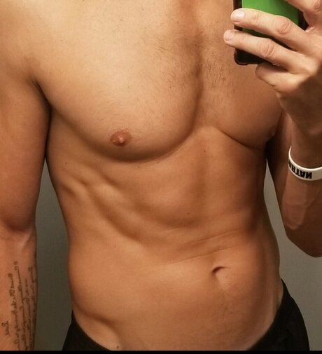 Fit Naked star hot picture