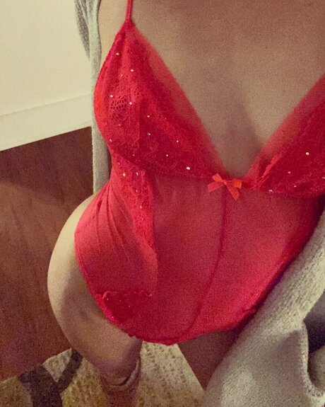 Insatiable Sasha_ star erotic image