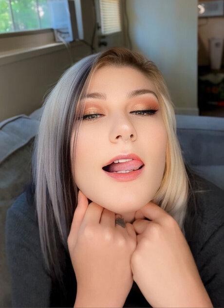 Seductive Sar pornstar nudes archive