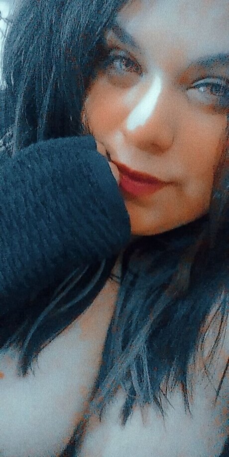 Tahiry Rdz_ nude model images