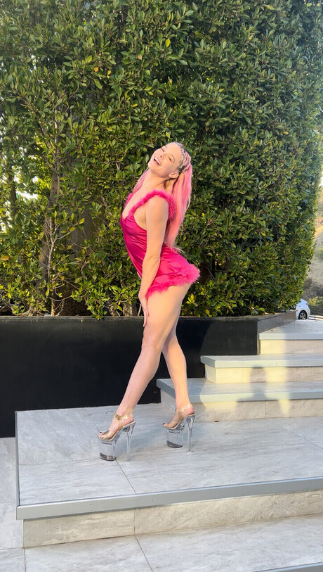 Charm Daze model best photo