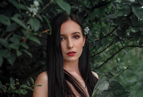 Nikol Naughty pornstar free images