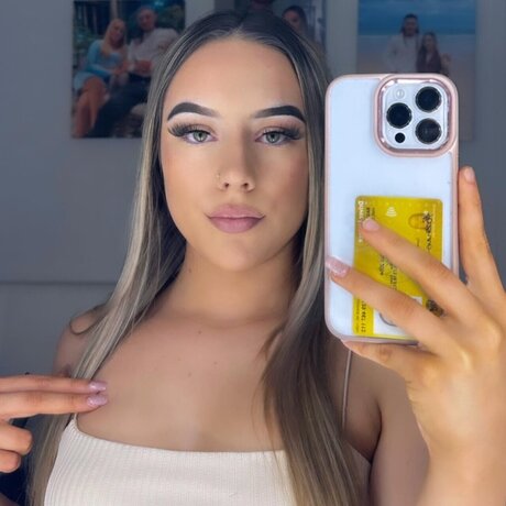 AmeliaBastian star nudes images