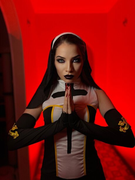 Amely Blackwater nudes actress pictures