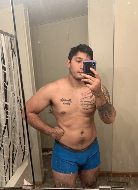 Thedripchief star nude photo