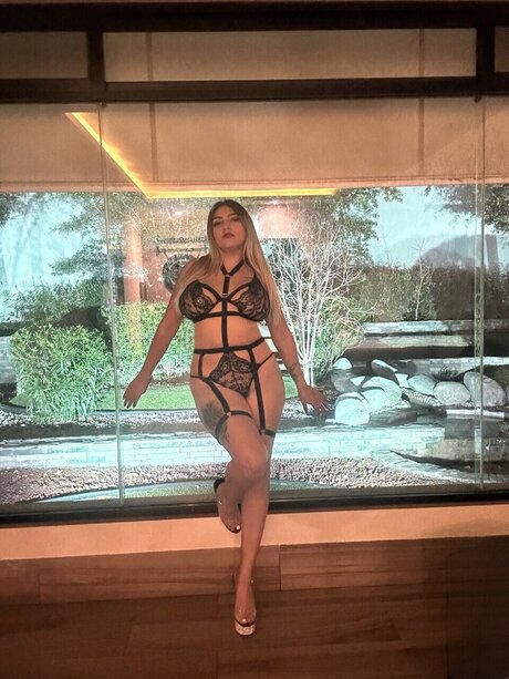 K4tti3 nude star archive