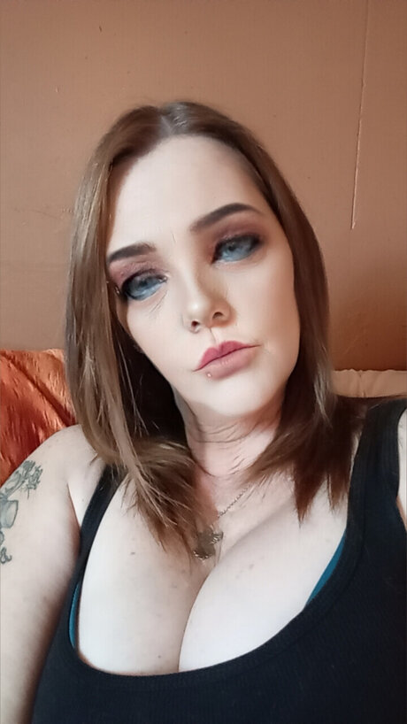 Half Pint model beautiful archive