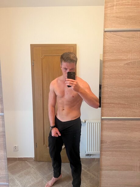 TuckerEll model hd images