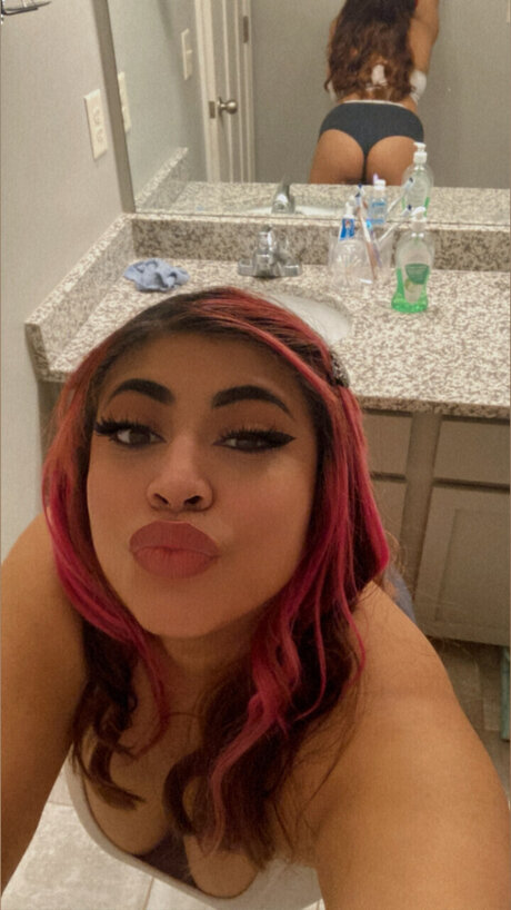 LilStonerSlvt sex star images