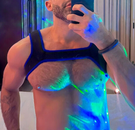 Hung Lad best star gallery