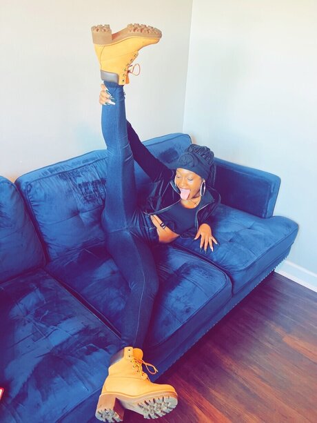 The Dollface porn star pictures