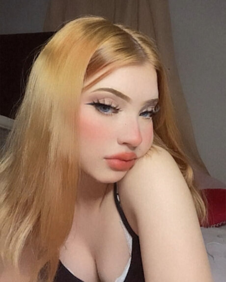 hot bunny Mari pretty star gallery