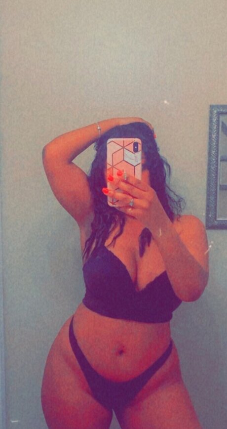 u33684079 model xxx photos