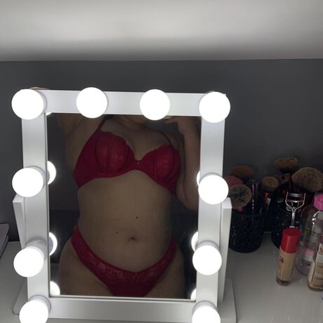 Summer and Noah free star images