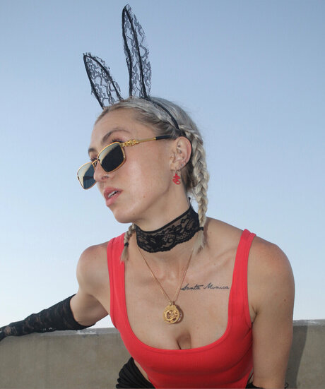 CaptainKK_ pornographic model image