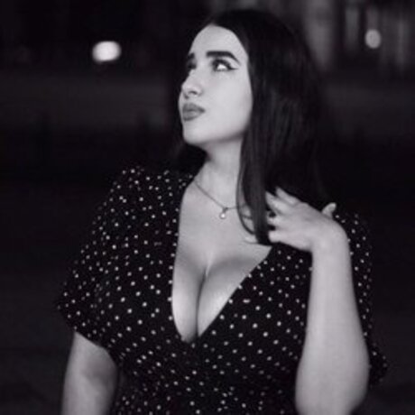 Sara Black erotic model pictures