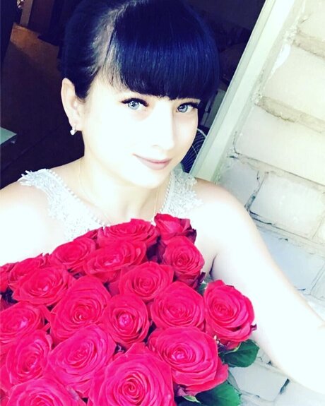 Anjela model pretty pics