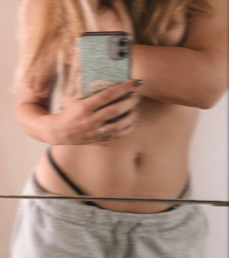 Adventurous Luna high quality model img