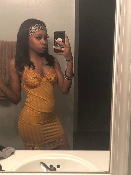 Honey Temptation_ exclusive pornstar images