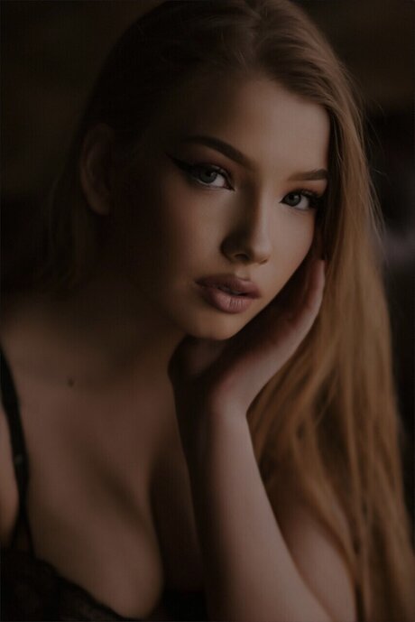 Maria sweet Maria_ hot actress pic