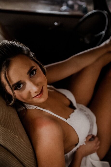 B marie310 exclusive model gallery