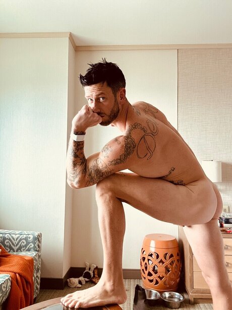 The Nude Dude porn model picture