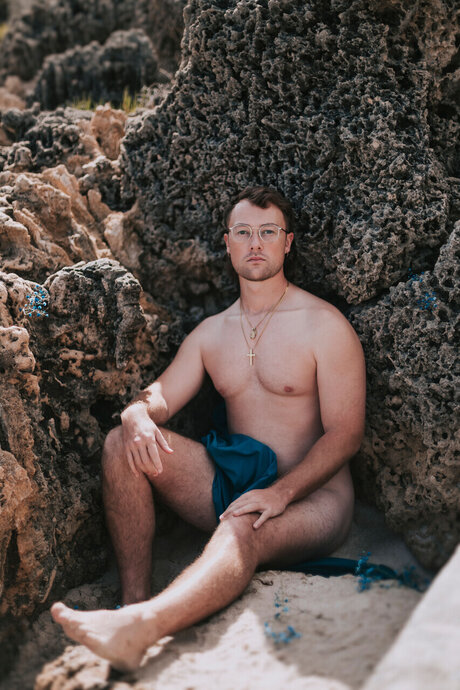 Dingo Rimar nude model picture