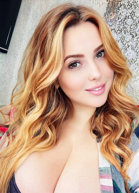 Bibi vanila pornstar pretty archive