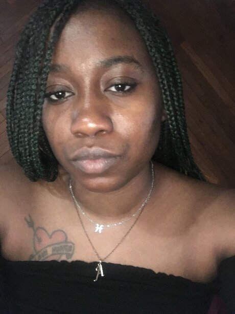 Mocha_ model sex gallery