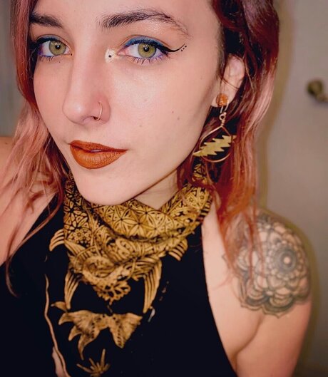 Kitty Fontana pornstar naked pics